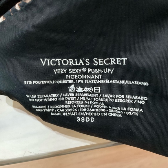 Victoria’s Secret Leopard Print Bra - Picture 2 of 2